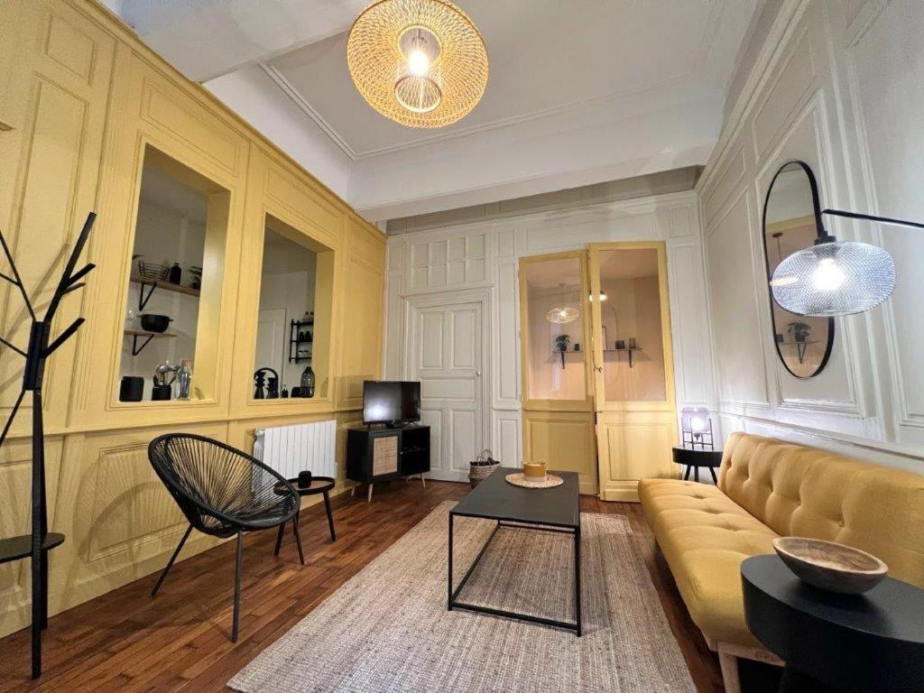 Apartamento Le Boudoir De Clem Chalon-sur-Saône Exterior foto